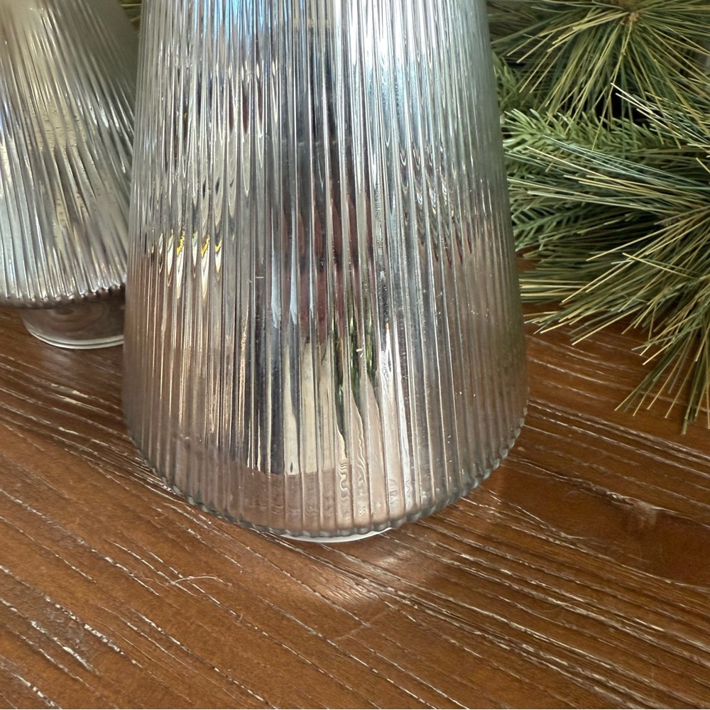 Elegant Glass Holiday Christmas Tree Set - Picture 3 of 7